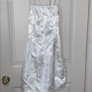 Lucy in the Sky white floral dress